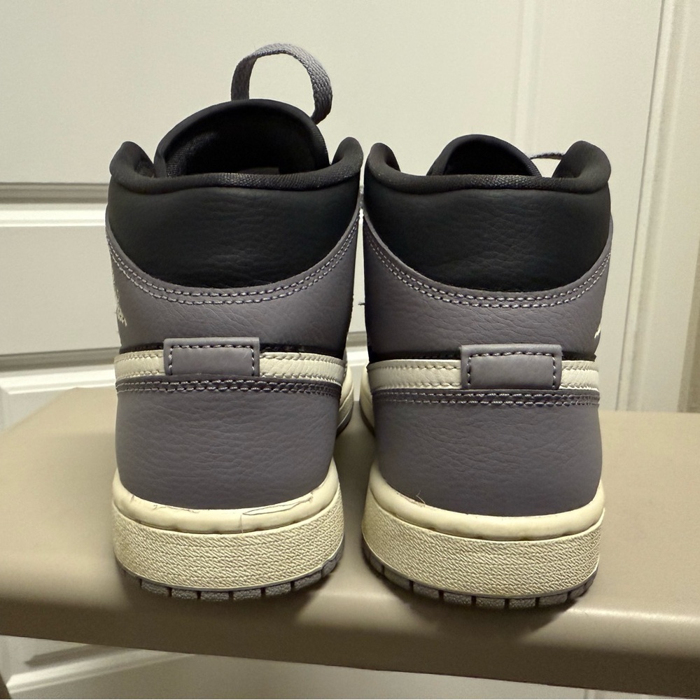 Nike Air Jordan 1 Mid - cement gray - size 6.5 - Picture 4 of 10